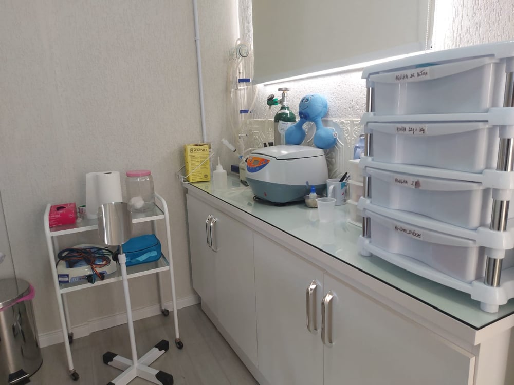 Saúde e Regeneração: D'Cellyss Fisioterapia Curitiba